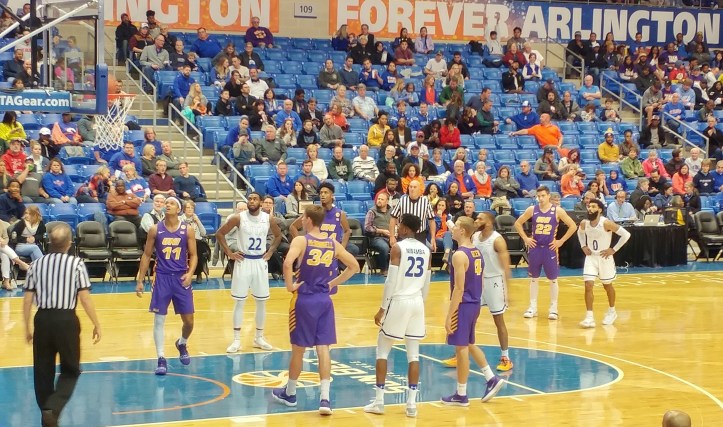 ut-arlington-uni-free-throw